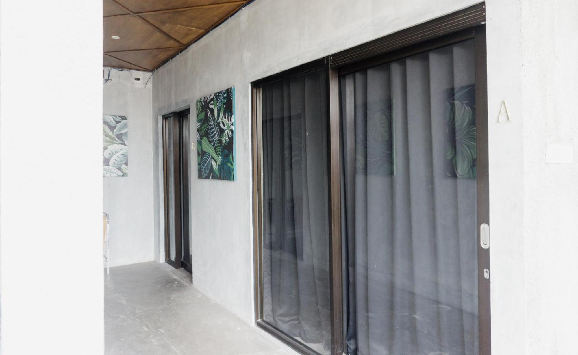 Escotel Krisnantara Canggu  Exterior photo